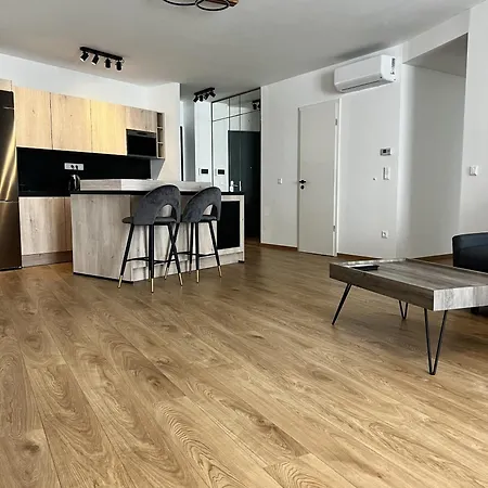 Ξενοδοχείο με διαμερίσματα Mt