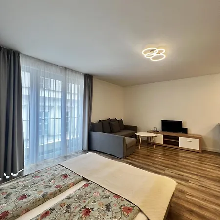 Ξενοδοχείο με διαμερίσματα Mt 4*