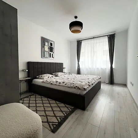 Ξενοδοχείο με διαμερίσματα Mt