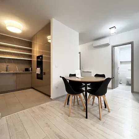 Apartahotel Mt 3*